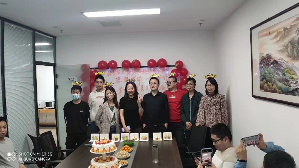 华志信2022年度第一季度员工生日会
